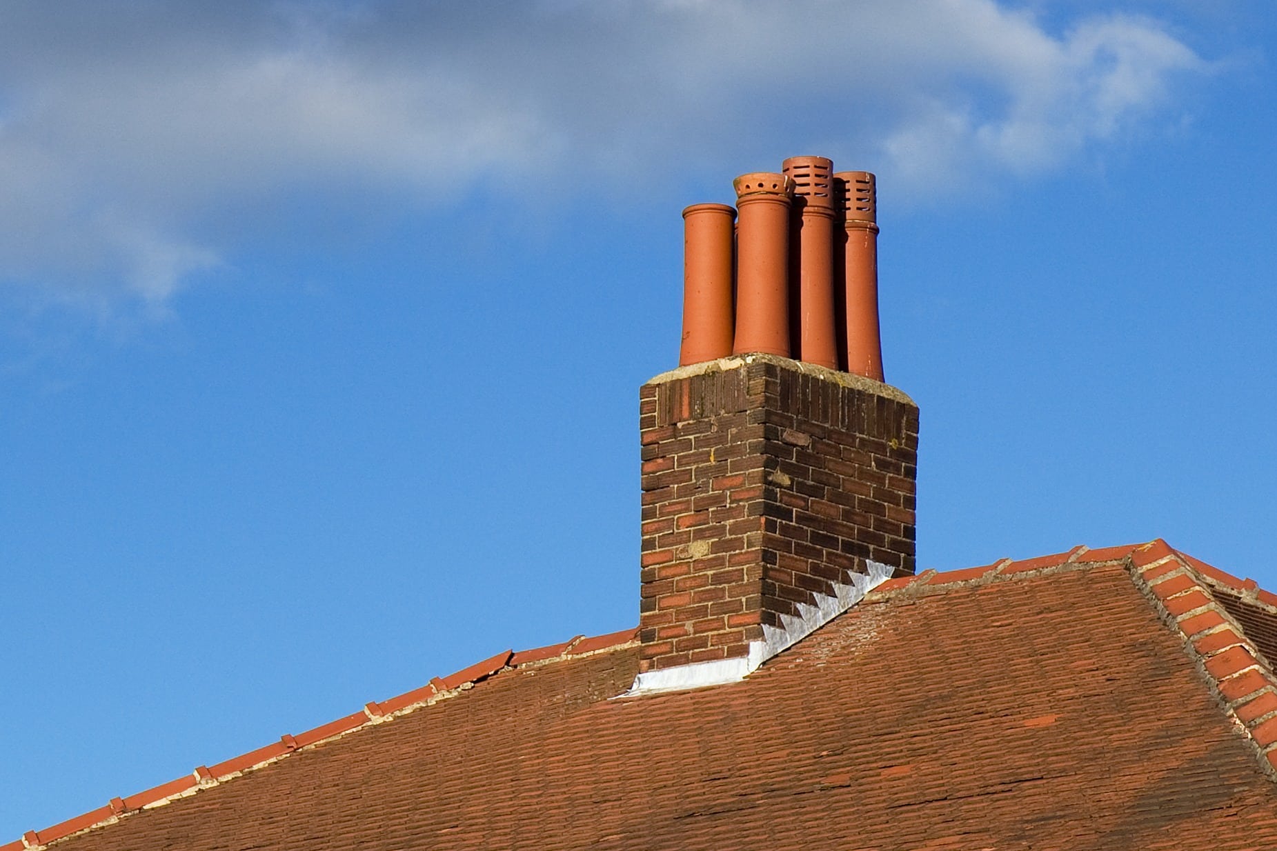 how to fix a roof leak around a chimney
